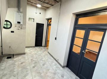 PH de 2 ambientes, Mataderos · Hermoso PH 2 Amb Refac. a Nuevo C/patio Cubierto - Mataderos