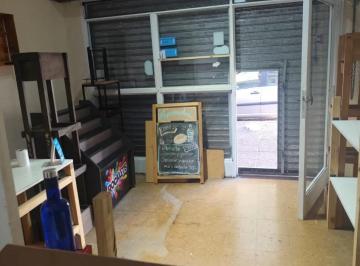 moron-haedo-alquiler-local-entre-30-y-60-mts · Se Alquila Local Comercial en Haedo