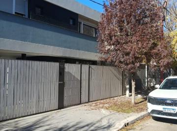 Casa · 180m² · 4 Ambientes · 1 Cochera · Venta Casa 3 Dorm., Cipolletti, Rio Negro