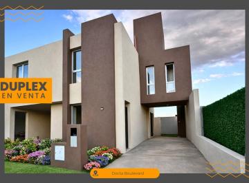 Casa · 110m² · 3 Ambientes · 1 Cochera · Duplex en Venta en Docta Boulevard - 2 Dorm. con Patio y Cochera