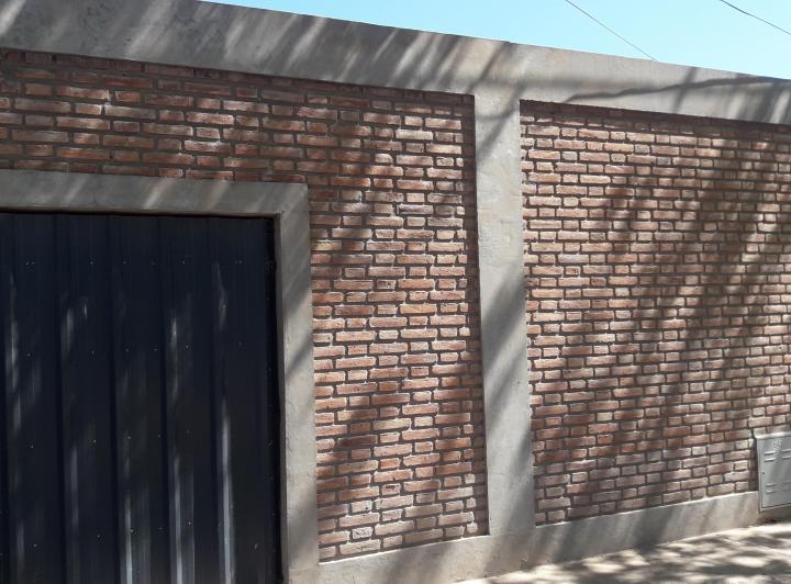 Casa · 145m² · 2 Dormitorios · 3 Cocheras