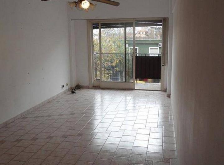 Av Juan B Justo 7134 / Alquiler Departamento 1 Ambiente / Balcón a La Calle / $500.000