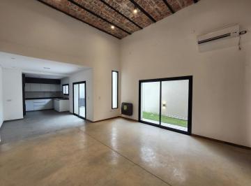 Casa · 180m² · 5 Ambientes · 1 Cochera · Casa en Venta 3 Dorm. con Cochera Patio y Parrilla - República de La Sexta | Apto Crédito