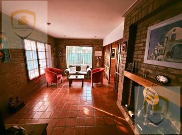 Casa · 175m² · 7 Ambientes · 2 Cocheras · Casa - Villa Belgrano