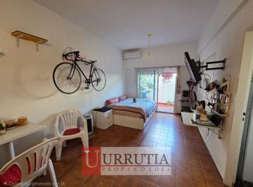 Departamento de 1 ambiente, Vicente López · Alquiler Dpto. con Patio en Florida m