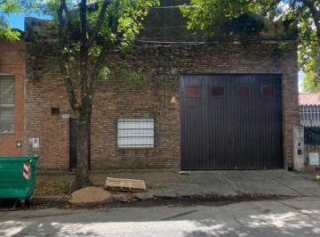 Bodega-Galpón · 237m² · Importante Galpón Excelente Ubicación
