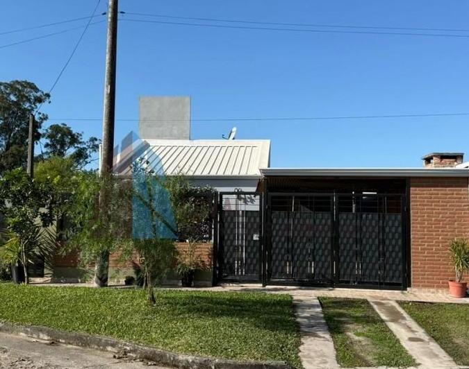 Casa · 97m² · 5 Ambientes · 1 Cochera