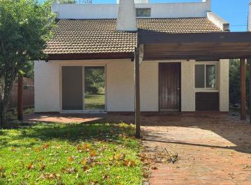Casa · 140m² · 4 Ambientes · 2 Cocheras · Alquiler Casa en Maschwitz Country Club 3 Dorm.