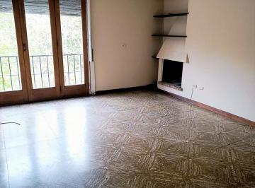 ingreso al living · Alquiler 24 m. Departamento 3 Amb Muy Luminoso Frente a La Plaza Pueyrredon a 6 Cuadras de Plaza Esp