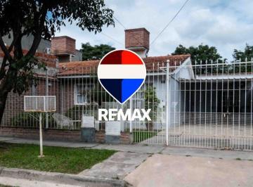 Casa · 100m² · 4 Ambientes · 1 Cochera · Casa Venta Los Lapachos Zona Sur 3 Dorm y Cochera