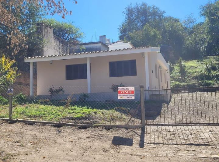 Casa · 130m² · 9 Ambientes