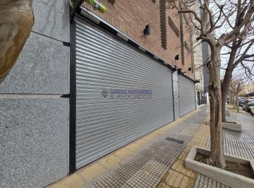 Local comercial · 300m² · Neuquen Alquiler Local Comercial Zona Centro Este Altos