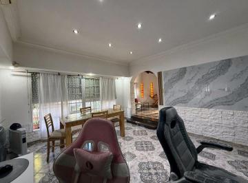Casa · 154m² · 4 Ambientes · 2 Cocheras · Casa 5 Ambientes Venta Villa Luzuriaga Garage