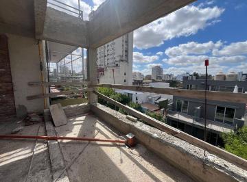 Departamento · 67m² · 2 Ambientes · Venta Depto Colegiales Balcon Parrilla Cochera