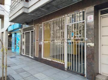 Local comercial · 72m² · Local a La Calle y Sótano Sobre Av Independencia