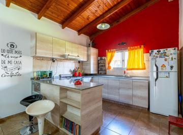 Casa · 157m² · 3 Ambientes · 2 Cocheras · Casa en Venta 2 Dorm. en Altos de Mendoza