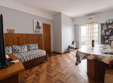 PH · 57m² · 3 Ambientes · PH en Venta 3 Amb con Terraza en Martinez