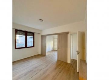 Departamento · 72m² · 3 Ambientes · Venta Departamento Tres Ambientes Refaccionado