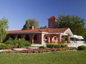 Terreno · 1875m² · Oportunidad Lote Central en Venta Haras del Sol