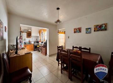 PH · 116m² · 6 Ambientes · 2 Cocheras · PH en Venta La Plata
