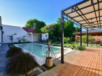 Casa · 160m² · 6 Ambientes · 2 Cocheras · Casa en Venta Villa Elisa