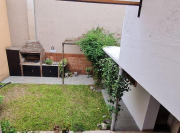 Casa · 99m² · 4 Ambientes · Venta Casa de Pasillo de 2 Dorm. Arroyito
