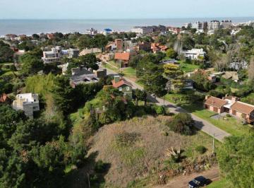 Terreno · 941m² · Lote en Venta en Pinamar