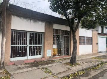 Casa · 250m² · 4 Ambientes · Venta Casa Barrio Cabo Farina