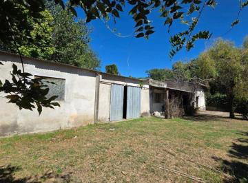 Casa · 110m² · 3 Ambientes · Casa Local Galpón a Refaccionar Venta Luján, Bs As