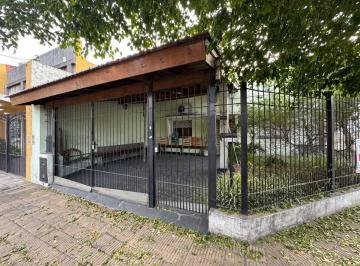 Casa · 83m² · 3 Ambientes · 2 Cocheras · Venta Casa 3 Ambientes Jose Leon Suarez