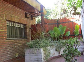 Casa · 77m² · 3 Ambientes · 2 Cocheras · Casa Venta Tres Ambientes Villa Udaondo Ituzaingo