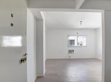 Departamento · 28m² · 1 Ambiente · Departamento Monoambiente Semipiso Luminoso Reciclado Impecable en Recoleta