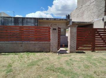 Casa · 53m² · 1 Ambiente · 1 Cochera · Venta Casa a Terminar, Barrio Los Lapachos, Perez