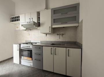 PH · 50m² · 3 Ambientes · PH de 3 Amb Al Frente con Patio y Terraza