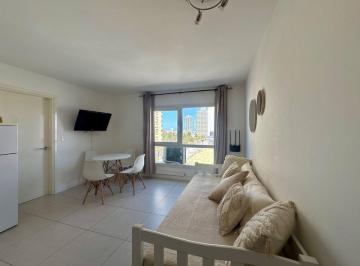 Departamento · 32m² · 2 Ambientes · 1 Cochera · Alquiler Invernal Punta del Este