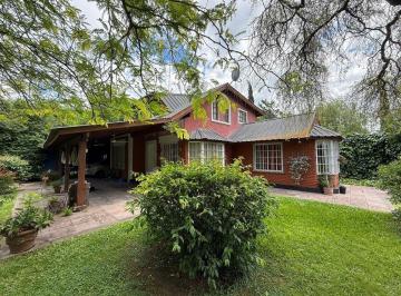 Quinta vacacional · 160m² · 7 Dormitorios · 2 Cocheras · Casa Quinta 7 Amb Venta Francisco Alvarez Permuta