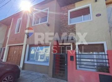 Casa · 150m² · 4 Ambientes · Duplex 3 Dorm. Zona Centro