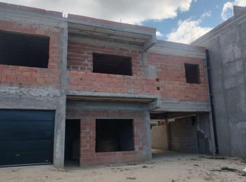 Terreno · 711m² · Casa a Terminar + Casa Prefabricada Cordon Forestal