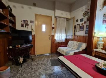 PH · 73m² · 3 Ambientes · Venta PH 3 Ambientes + Terraza y Patio Ramos Mejia