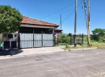 Casa · 97m² · 4 Ambientes · 2 Cocheras · Venta Casa 4 Amb Cochera y Patio Berazategui