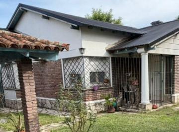 Casa · 100m² · 4 Ambientes · 1 Cochera · Casa en Venta Burzaco con Cochera