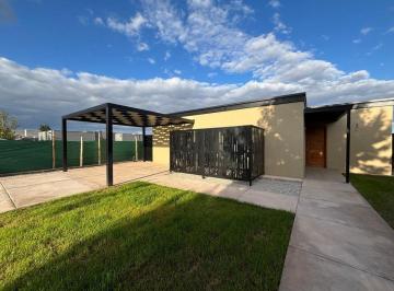 Casa · 142m² · 6 Ambientes · 2 Cocheras · Casa en Venta, Chacras de Coria, Lujan de Cuyo