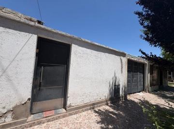 Casa · 100m² · 4 Ambientes · 1 Cochera · Oportunidad - Casa en Venta - Lujan de Cuyo