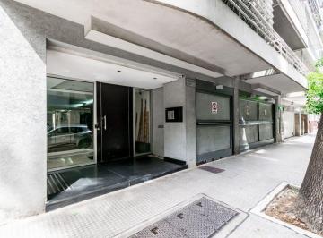 Departamento · 56m² · 3 Ambientes · 2 Cocheras · Dpto 3 Amb Balcon Piso Alto Luz 2 Cocher Caballito