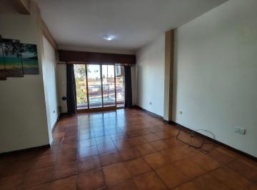 Departamento · 90m² · 3 Ambientes · Alquiler Departamento Centro General Rodriguez