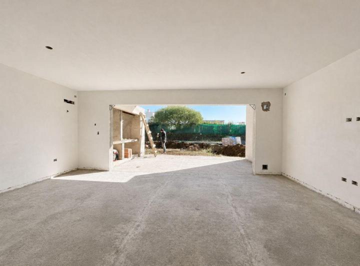 Casa · 188m² · 5 Ambientes · 2 Cocheras