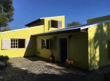 Casa en Venta de 7 ambientes Los Hornos · Casa Quinta en Venta en Los Hornos, La Plata