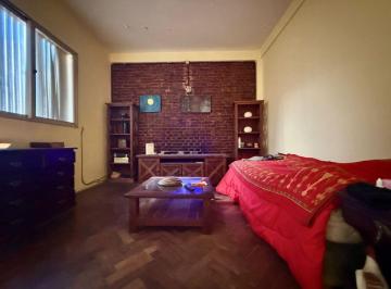 PH de 2 ambientes, Núñez · Excelente PH a Modernizar en Barrio River