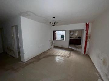 Departamento · 64m² · 3 Ambientes · Venta - Departamento a Reciclar, 2 Dorm. - Pichincha, Rosario
