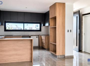 PH · 147m² · 3 Dormitorios · 2 Cocheras · PH en Rincones de Manantiales